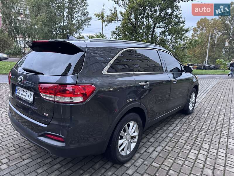 Внедорожник / Кроссовер Kia Sorento 2016 в Ровно фото 26 Внедорожник / Кроссовер Kia Sorento 2016 в Ровно
