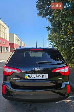 Внедорожник / Кроссовер Kia Sorento 2012 в 