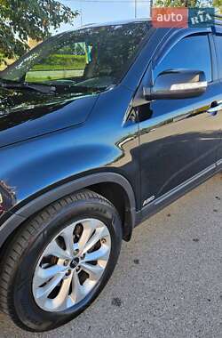 Внедорожник / Кроссовер Kia Sorento 2012 в 