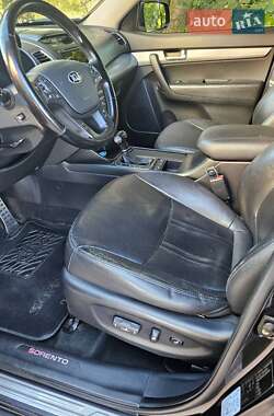 Внедорожник / Кроссовер Kia Sorento 2012 в 