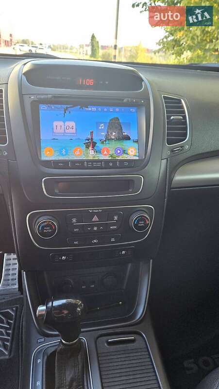 Внедорожник / Кроссовер Kia Sorento 2012 в Киеве