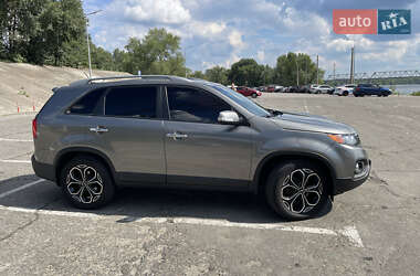 Внедорожник / Кроссовер Kia Sorento 2011 в 