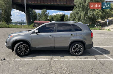 Внедорожник / Кроссовер Kia Sorento 2011 в 