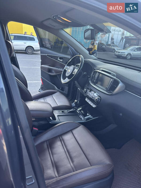Позашляховик / Кросовер Kia Sorento 2016 в Дніпрі фото 7 Позашляховик / Кросовер Kia Sorento 2016 в Дніпрі
