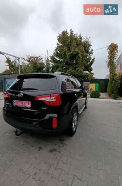 Внедорожник / Кроссовер Kia Sorento 2014 в 