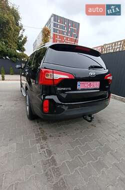 Внедорожник / Кроссовер Kia Sorento 2014 в 