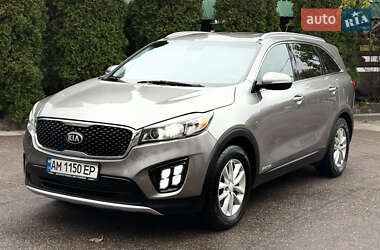 Внедорожник / Кроссовер Kia Sorento 2016 в 