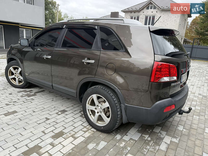 Внедорожник / Кроссовер Kia Sorento 2010 в Борщеве