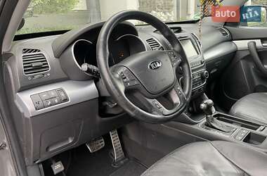 Внедорожник / Кроссовер Kia Sorento 2014 в 