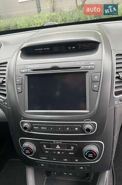 Внедорожник / Кроссовер Kia Sorento 2014 в 