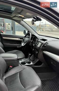 Внедорожник / Кроссовер Kia Sorento 2012 в 