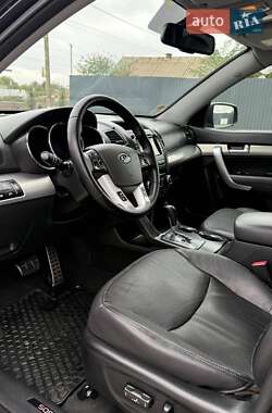 Внедорожник / Кроссовер Kia Sorento 2012 в 