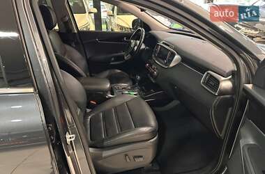 Внедорожник / Кроссовер Kia Sorento 2014 в 