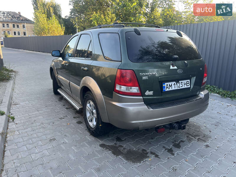 Внедорожник / Кроссовер Kia Sorento 2004 в Житомире