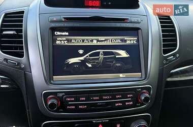 Внедорожник / Кроссовер Kia Sorento 2014 в 