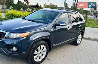 Внедорожник / Кроссовер Kia Sorento 2010 в 