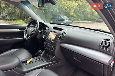 Внедорожник / Кроссовер Kia Sorento 2014 в 