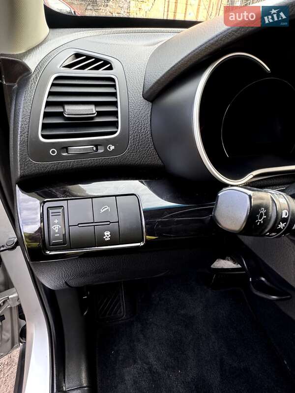 Внедорожник / Кроссовер Kia Sorento 2013 в Одессе