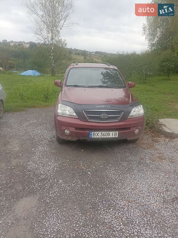 Внедорожник / Кроссовер Kia Sorento 2003 в 