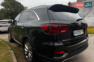 Внедорожник / Кроссовер Kia Sorento 2018 в 