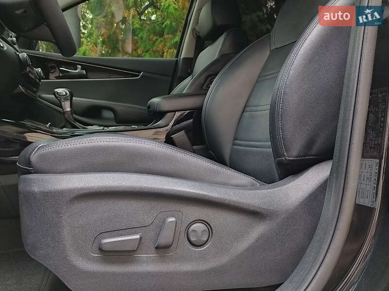 Внедорожник / Кроссовер Kia Sorento 2018 в Киеве