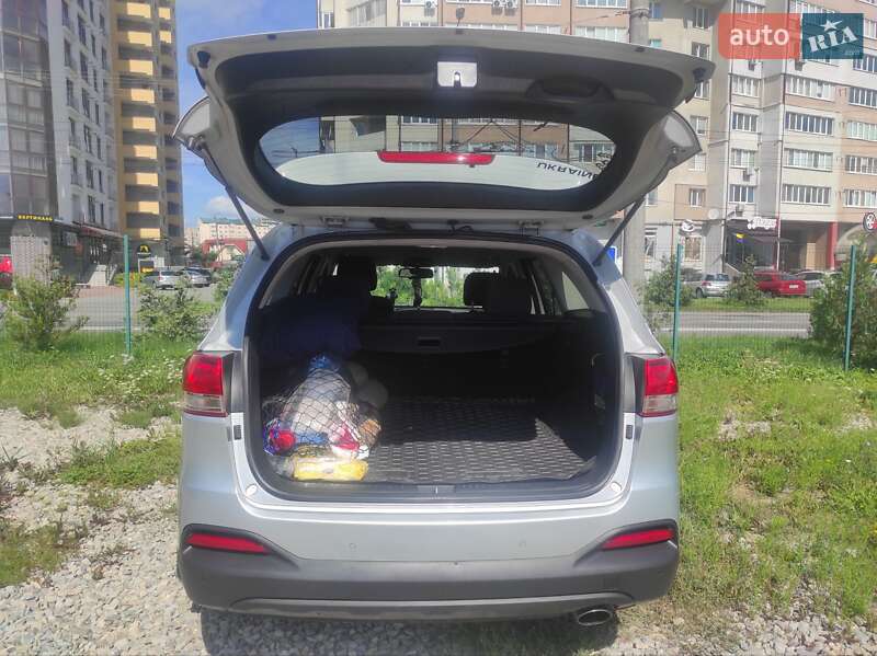 Внедорожник / Кроссовер Kia Sorento 2016 в Ивано-Франковске