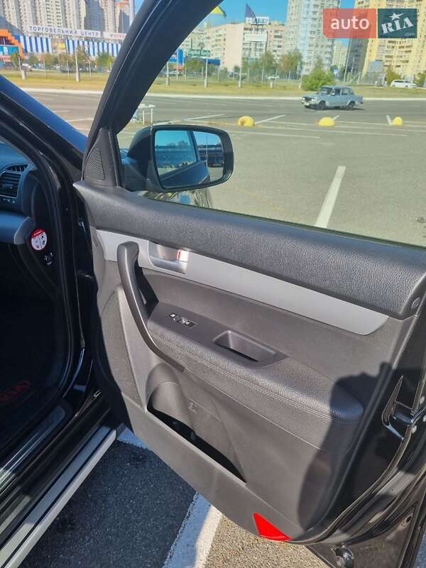 Позашляховик / Кросовер Kia Sorento 2014 в Києві