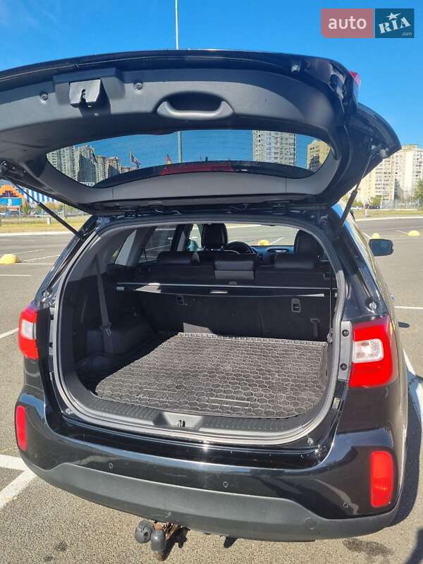 Позашляховик / Кросовер Kia Sorento 2014 в Києві