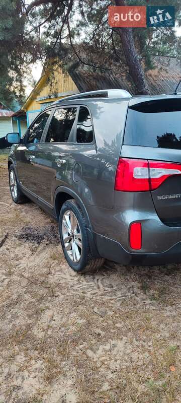 Внедорожник / Кроссовер Kia Sorento 2013 в Камне-Каширском
