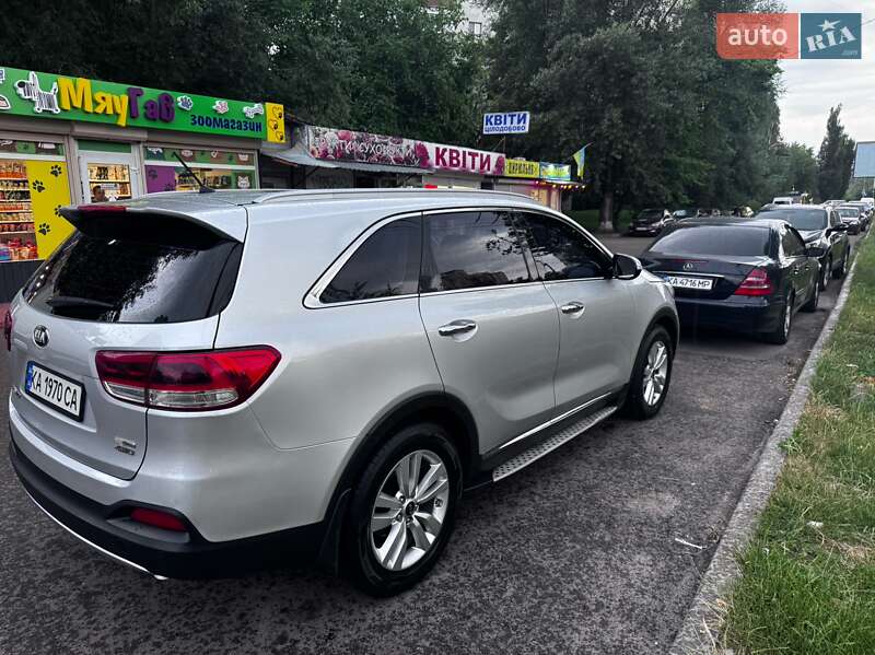 Позашляховик / Кросовер Kia Sorento 2015 в Києві фото 4 Позашляховик / Кросовер Kia Sorento 2015 в Києві