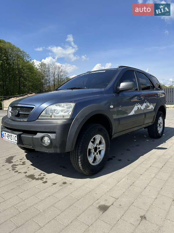 Внедорожник / Кроссовер Kia Sorento 2005 в 