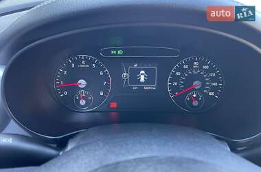 Внедорожник / Кроссовер Kia Sorento 2016 в 