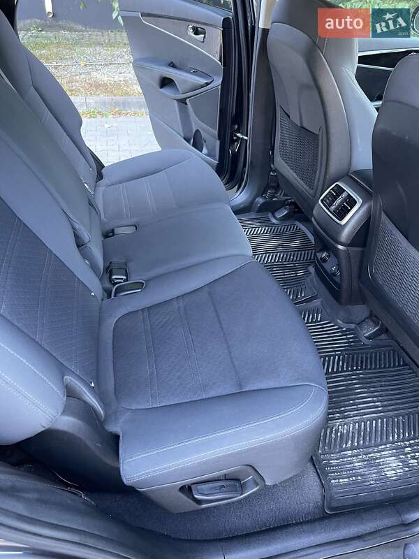Внедорожник / Кроссовер Kia Sorento 2016 в Белой Церкви