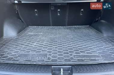 Внедорожник / Кроссовер Kia Sorento 2016 в 