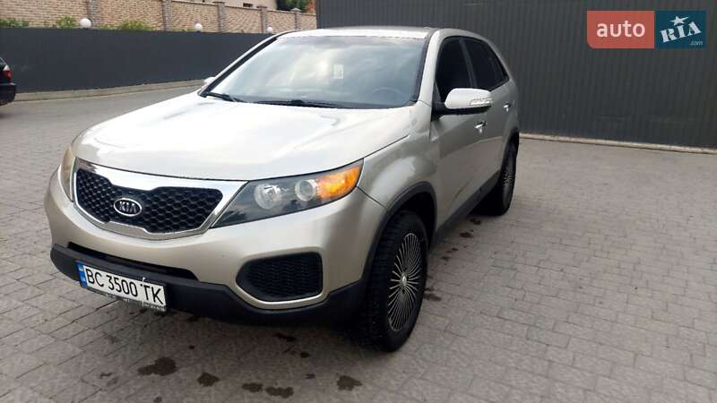 Позашляховик / Кросовер Kia Sorento 2012 в Львові