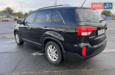 Позашляховик / Кросовер Kia Sorento 2014 в 