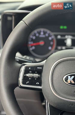 Позашляховик / Кросовер Kia Sorento 2021 в 