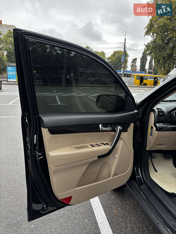 Внедорожник / Кроссовер Kia Sorento 2010 в Киеве
