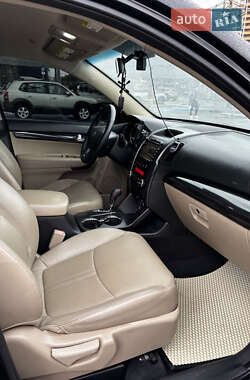 Внедорожник / Кроссовер Kia Sorento 2010 в 
