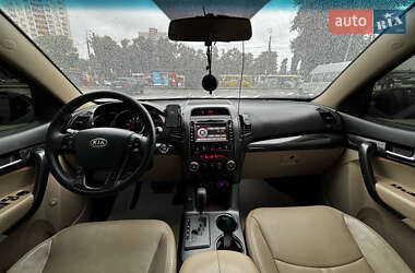 Внедорожник / Кроссовер Kia Sorento 2010 в 