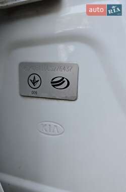 Внедорожник / Кроссовер Kia Sorento 2012 в 