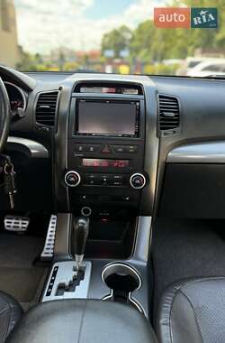 Внедорожник / Кроссовер Kia Sorento 2010 в 