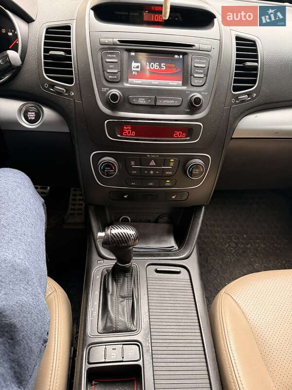 Позашляховик / Кросовер Kia Sorento 2013 в Києві фото 4 Позашляховик / Кросовер Kia Sorento 2013 в Києві