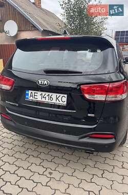 Внедорожник / Кроссовер Kia Sorento 2016 в Павлограде