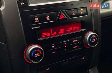 Внедорожник / Кроссовер Kia Sorento 2011 в 