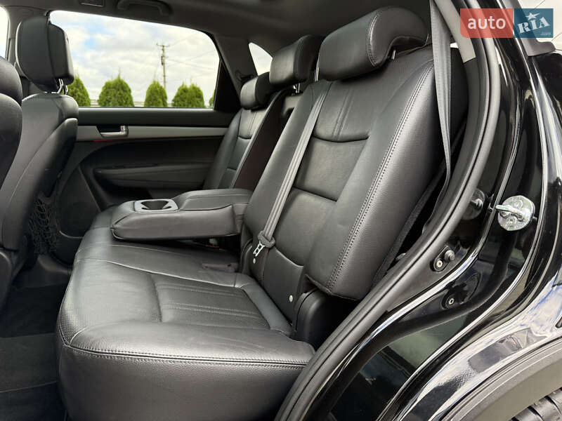 Внедорожник / Кроссовер Kia Sorento 2013 в Ровно