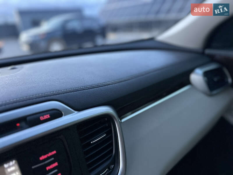 Внедорожник / Кроссовер Kia Sorento 2015 в Владимире