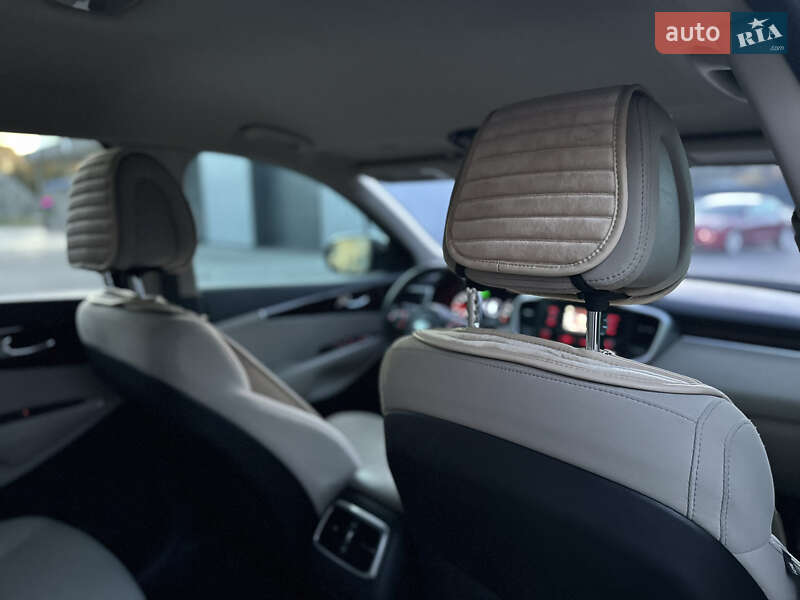 Внедорожник / Кроссовер Kia Sorento 2015 в Владимире