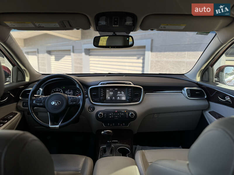 Позашляховик / Кросовер Kia Sorento 2016 в Києві