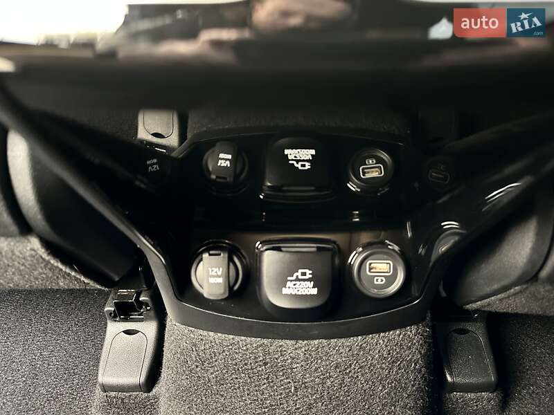 Позашляховик / Кросовер Kia Sorento 2021 в Києві фото 33 Позашляховик / Кросовер Kia Sorento 2021 в Києві